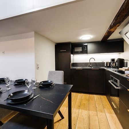 Le Septqatre - Grand Triplex Au Coeur De La Vieille Ville 阿讷西 外观 照片