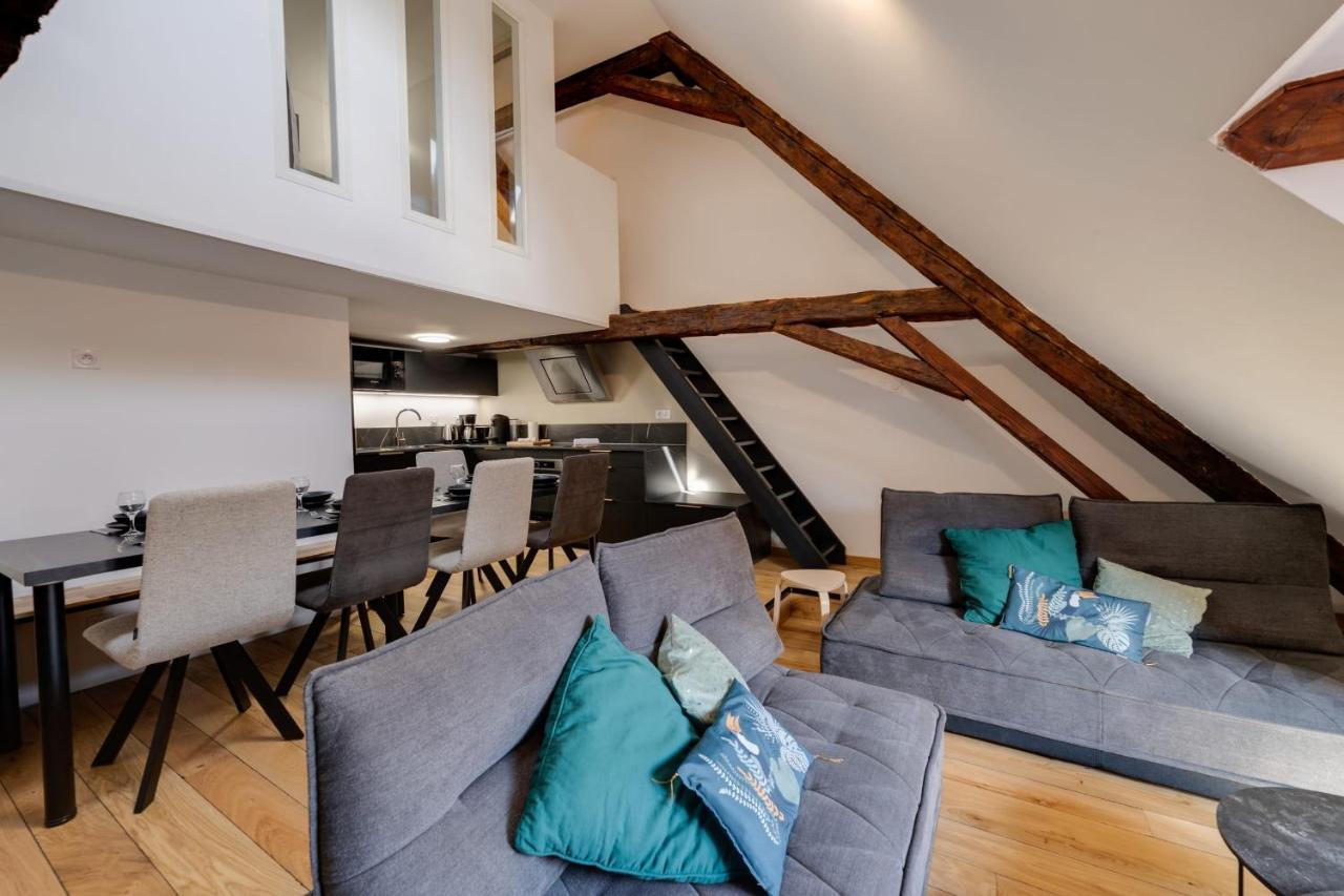 Le Septqatre - Grand Triplex Au Coeur De La Vieille Ville 阿讷西 外观 照片
