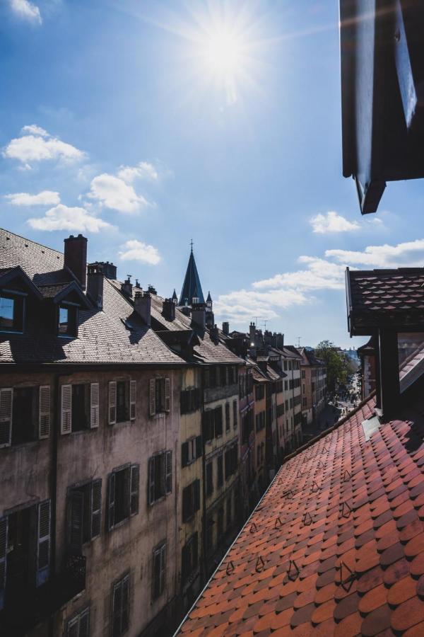 Le Septqatre - Grand Triplex Au Coeur De La Vieille Ville 阿讷西 外观 照片