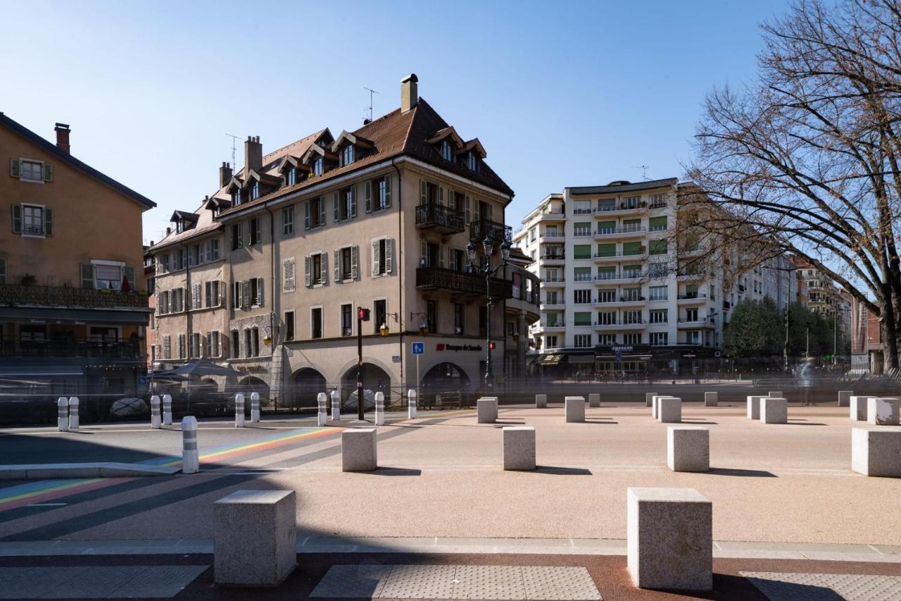 Le Septqatre - Grand Triplex Au Coeur De La Vieille Ville 阿讷西 外观 照片
